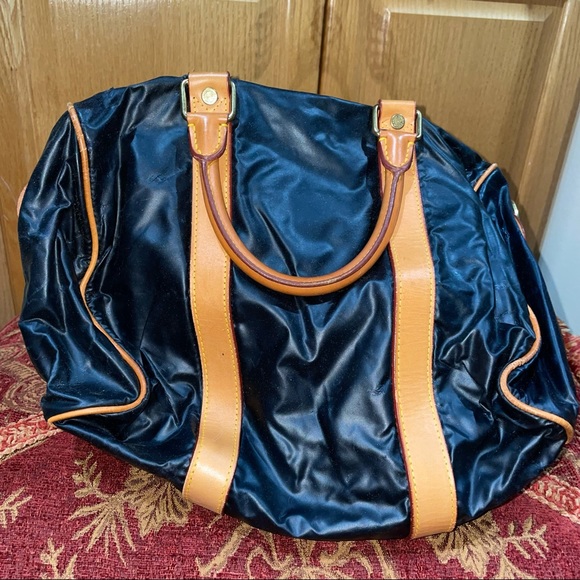 IMPERFECT $10 SALE: HUNTING WORLD BAG - Picture 3 of 3